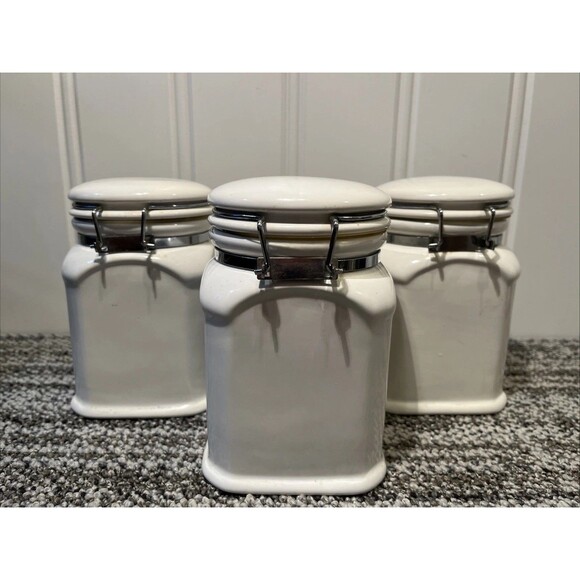 Lot 3 VTG CERAMIC KITCHEN CANISTER LID PEAR, GRAPES & PLUMS DESIGNPAC INC 4X6” - Picture 4 of 11